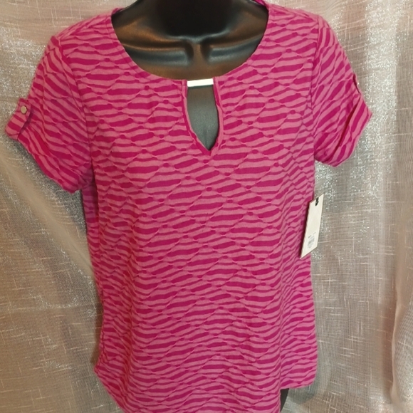 Dana Buchman Stretch Tee, Magenta Size S, NWT - Picture 1 of 6